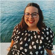 Studentessa del quinto anno offre lezioni private a bambini e ragazzi